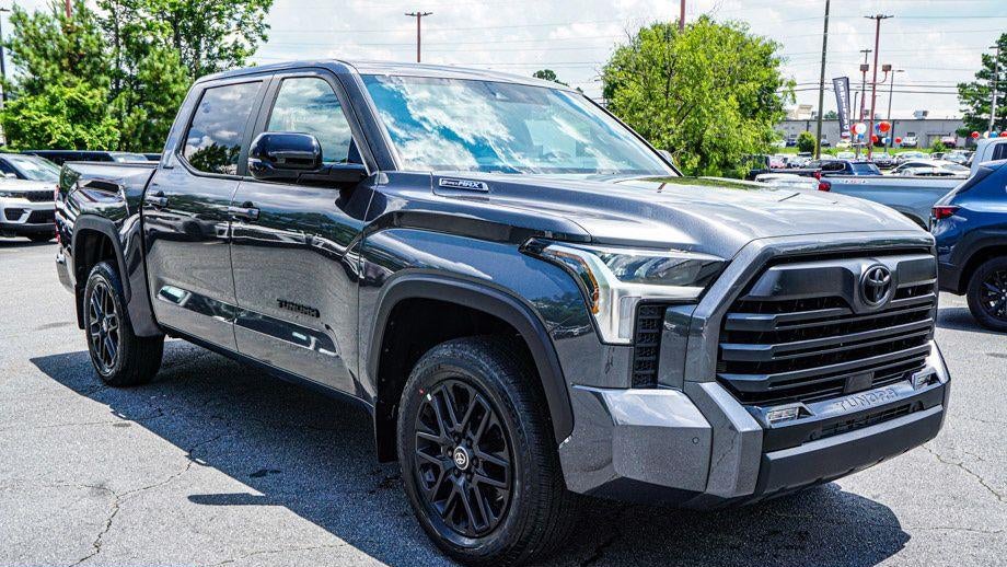 2026 Toyota Tundra Platinum HV