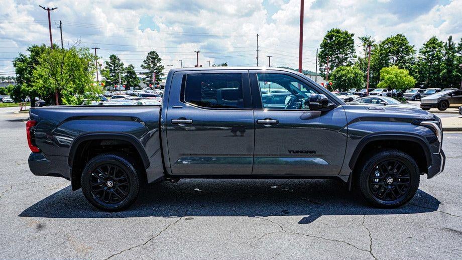 2026 Toyota Tundra Platinum HV