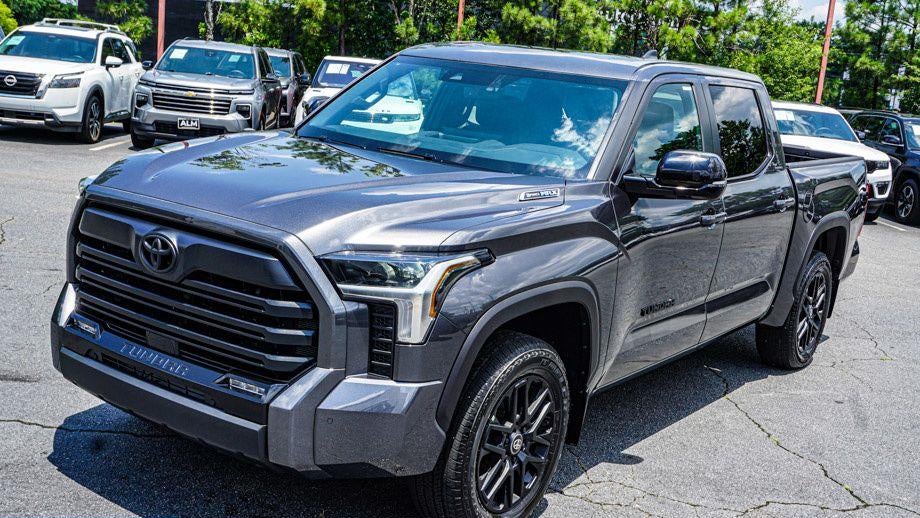 2026 Toyota Tundra Platinum HV