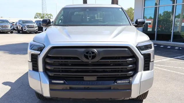 2025 Toyota Tundra Platinum HV