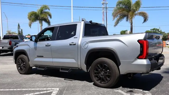 2025 Toyota Tundra Platinum HV