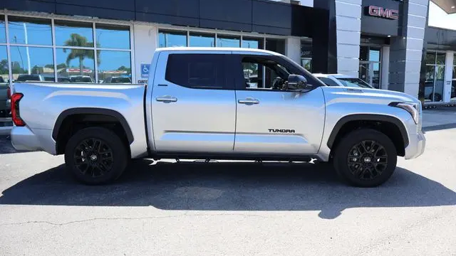 2025 Toyota Tundra Platinum HV
