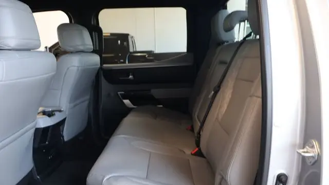2025 Toyota Tundra Platinum HV