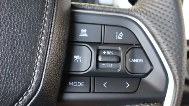 2025 Toyota Tundra Platinum HV