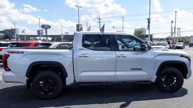 2026 Toyota Tundra Platinum HV
