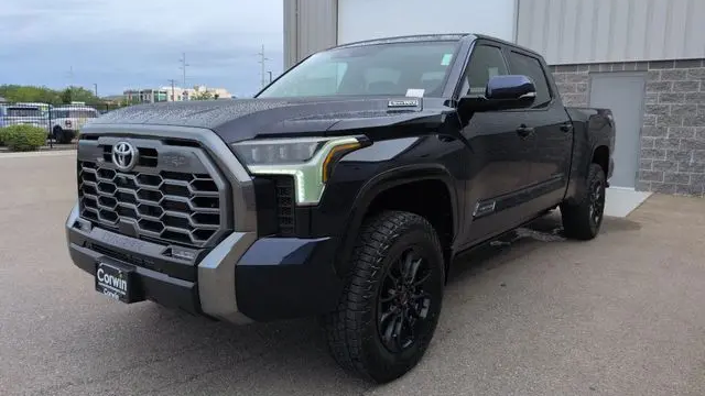 2025 Toyota Tundra Limited HV