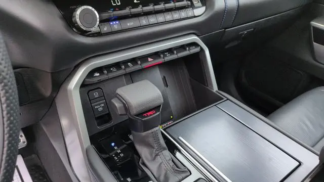 2025 Toyota Tundra Limited HV
