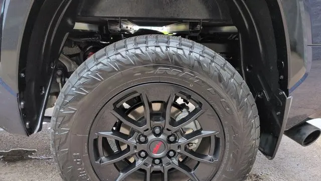 2025 Toyota Tundra Limited HV