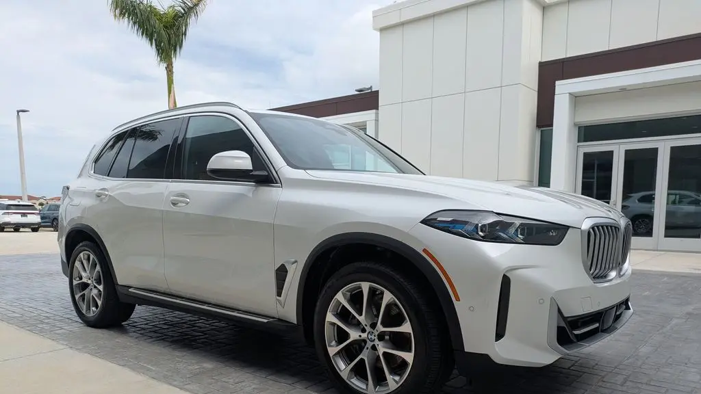 2026 BMW X5 sDrive40i