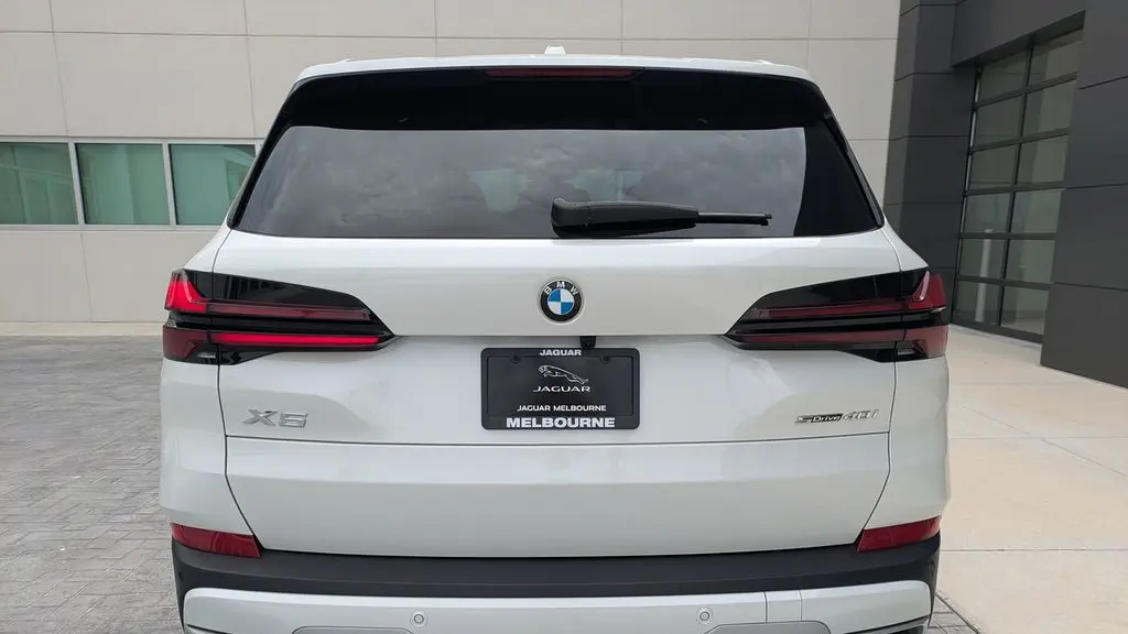 2026 BMW X5 sDrive40i