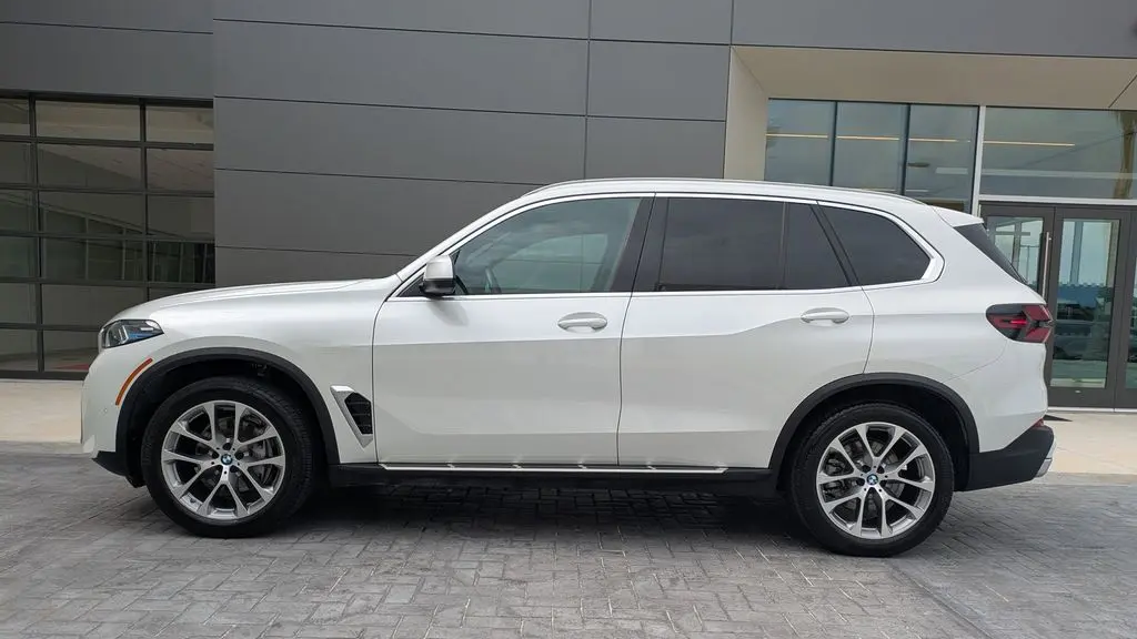 2026 BMW X5 sDrive40i