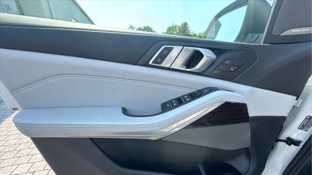 2025 BMW X5 sDrive40i