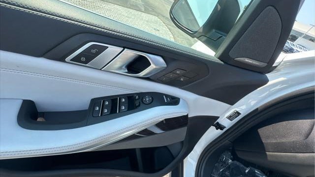 2025 BMW X5 sDrive40i