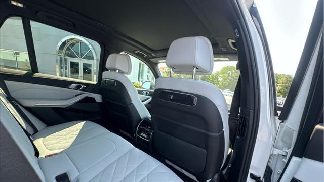 2025 BMW X5 sDrive40i