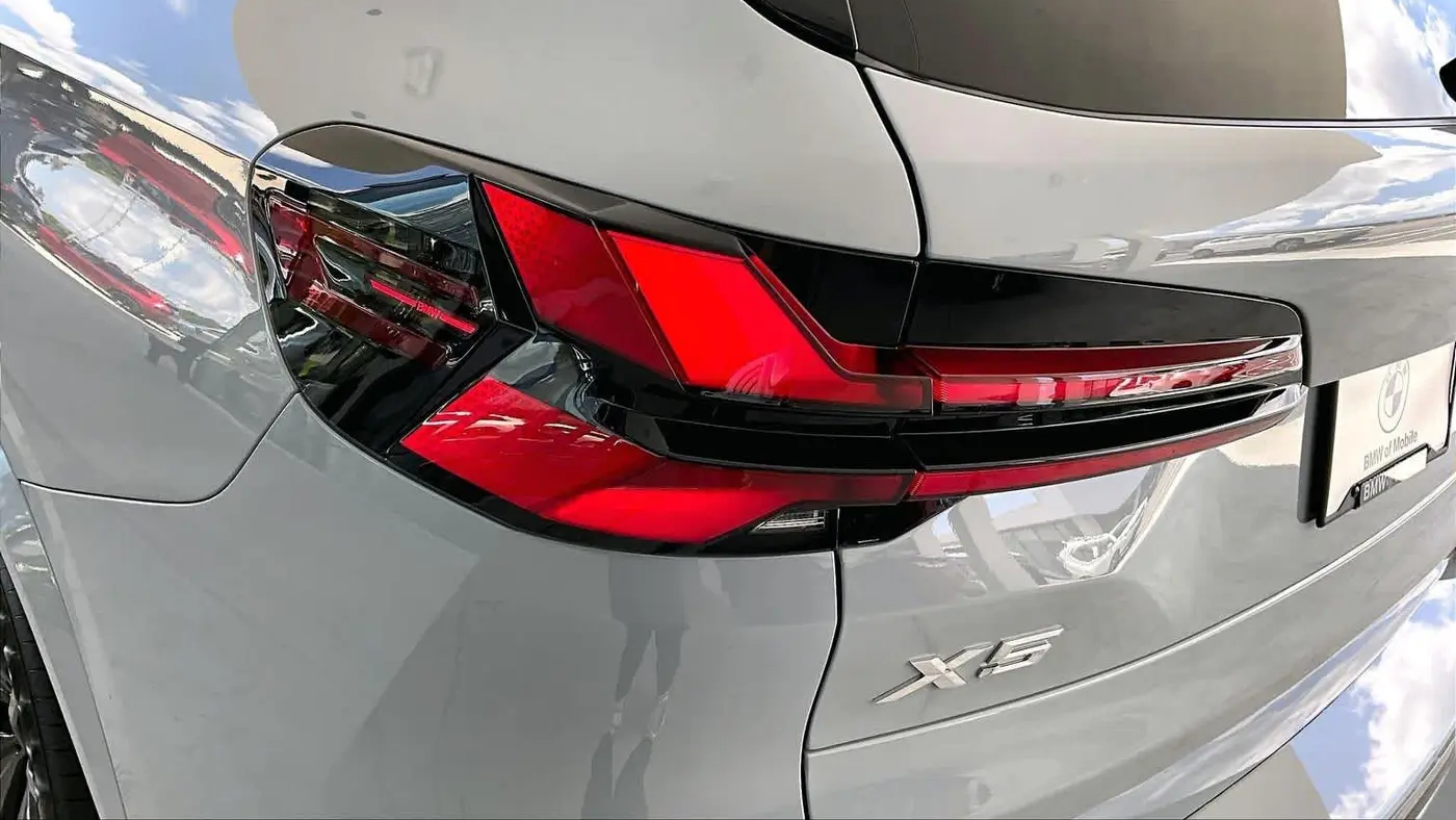2026 BMW X5 sDrive40i