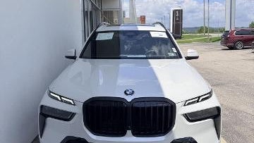 2023 BMW X7 xDrive40i