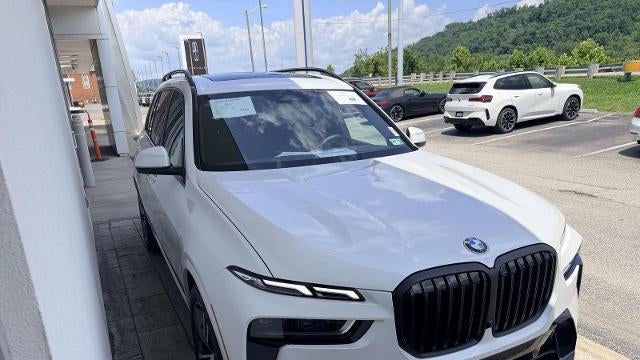 2023 BMW X7 xDrive40i