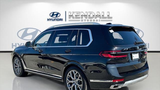 2025 BMW X7 xDrive40i