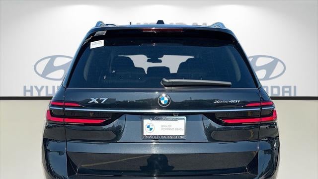 2025 BMW X7 xDrive40i
