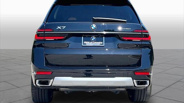 2025 BMW X7 xDrive40i