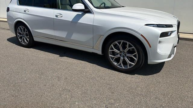 2026 BMW X7 xDrive40i