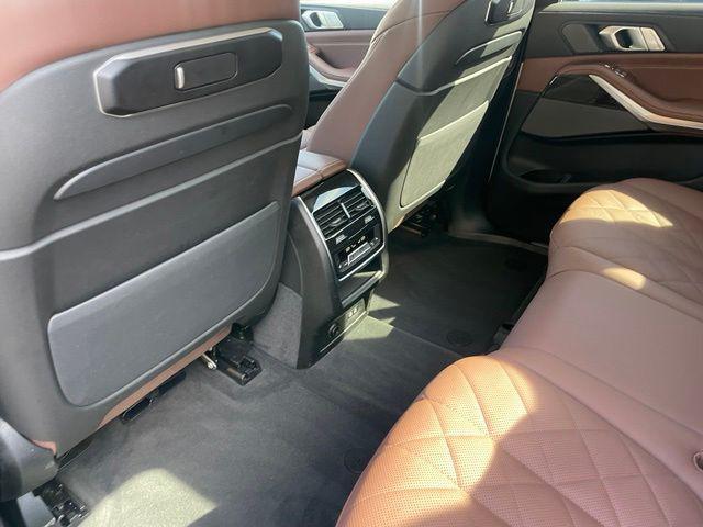 2026 BMW X7 - $83,247