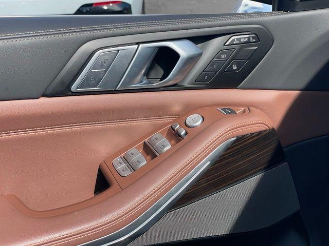 2026 BMW X7 - $83,247