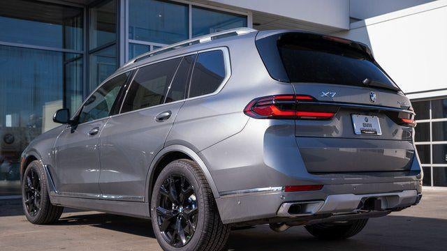 2026 BMW X7 xDrive40i