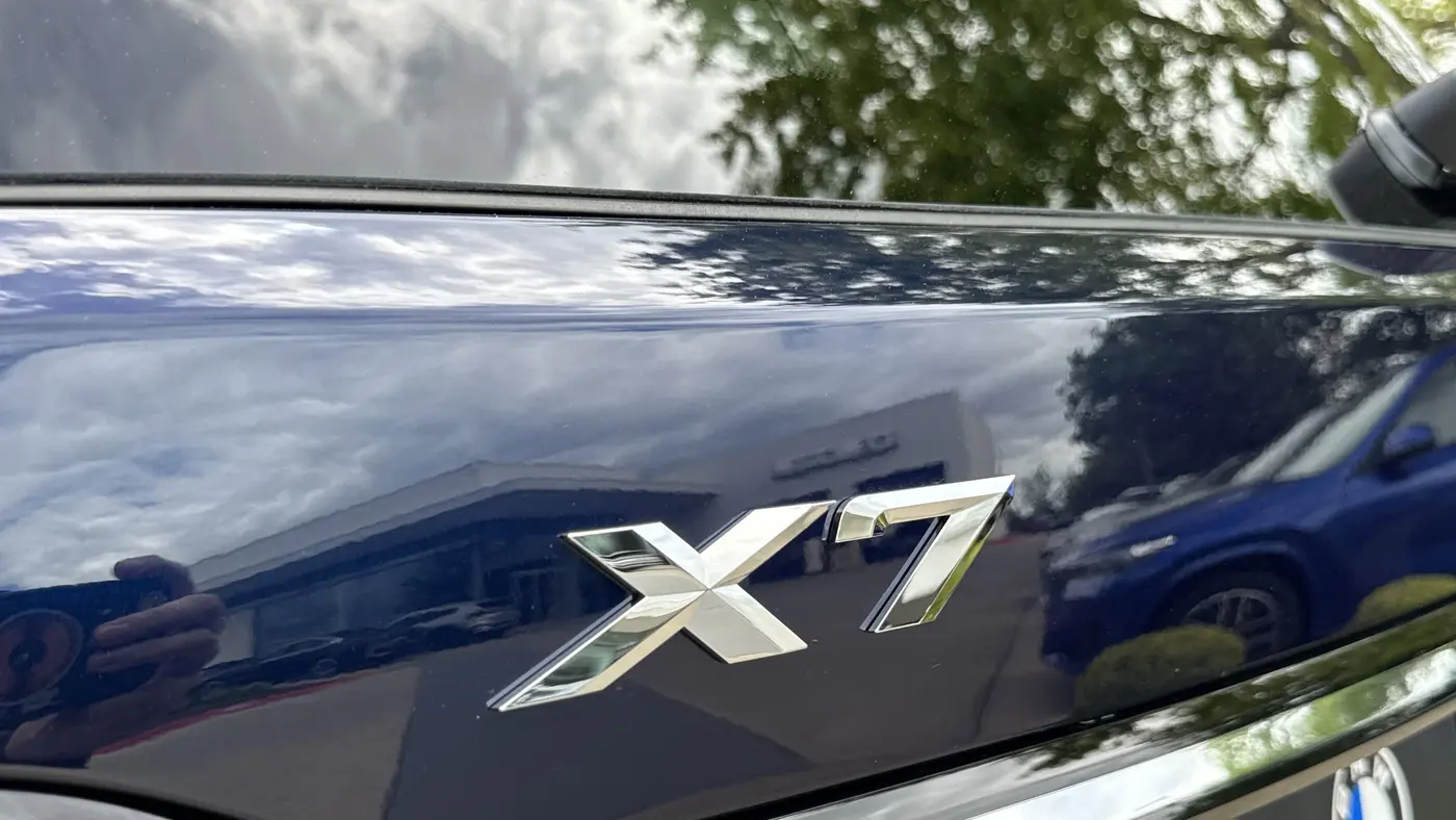 2027 BMW X7 xDrive40i