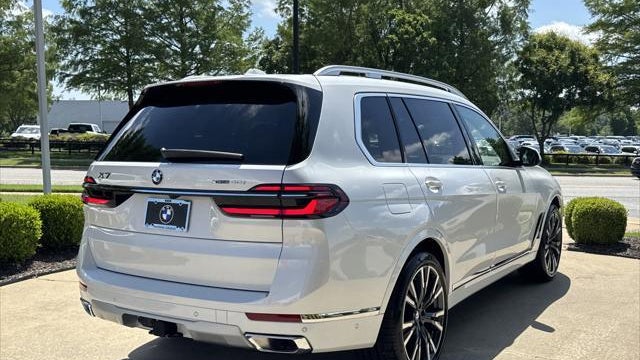 2027 BMW X7 xDrive40i