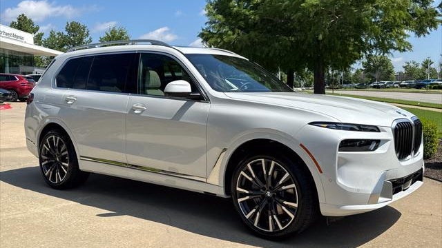 2027 BMW X7 xDrive40i