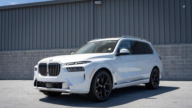 2023 BMW X7 xDrive40i