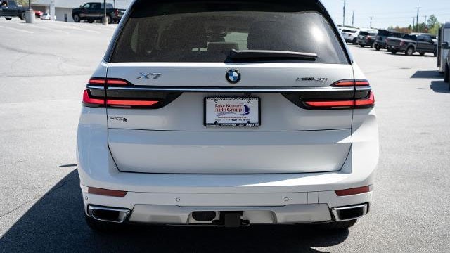 2023 BMW X7 xDrive40i