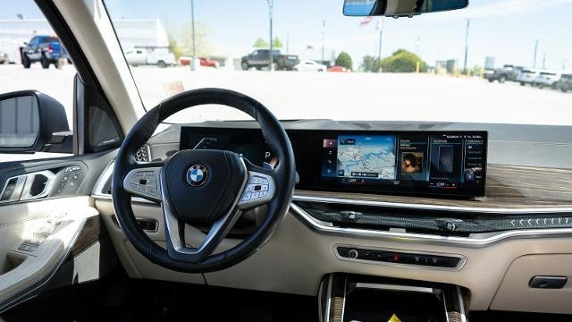 2023 BMW X7 xDrive40i