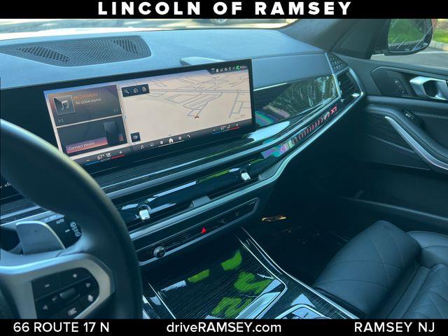 2025 BMW X7 - $66,320