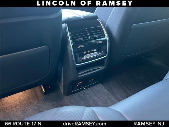 2025 BMW X7 - $66,320