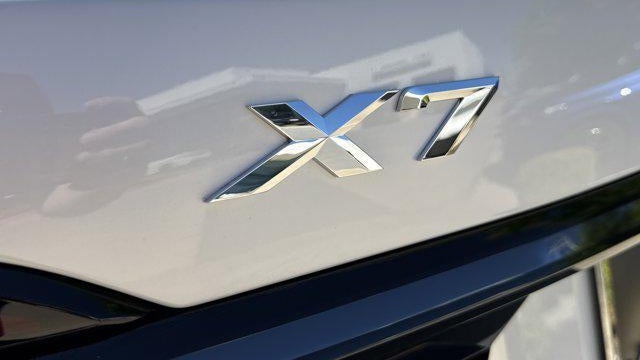 2027 BMW X7 xDrive40i