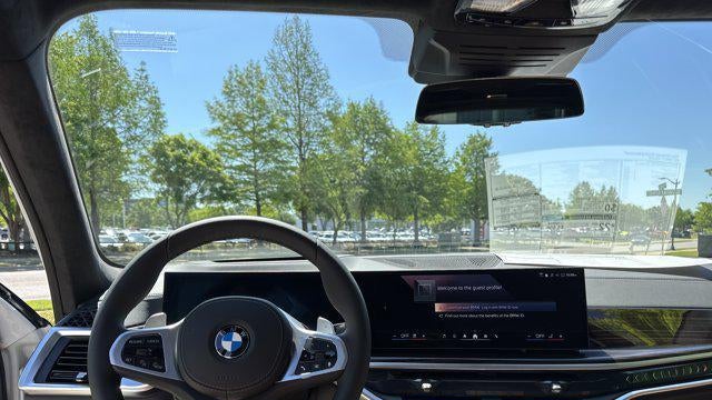 2027 BMW X7 xDrive40i