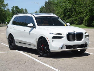 2023 BMW X7 AWD Xdrive40i 4DR Sports Activity Vehicle