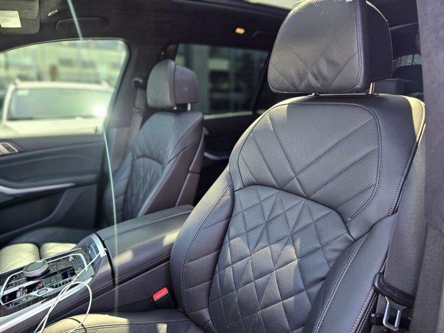 2024 BMW X7 - $53,731