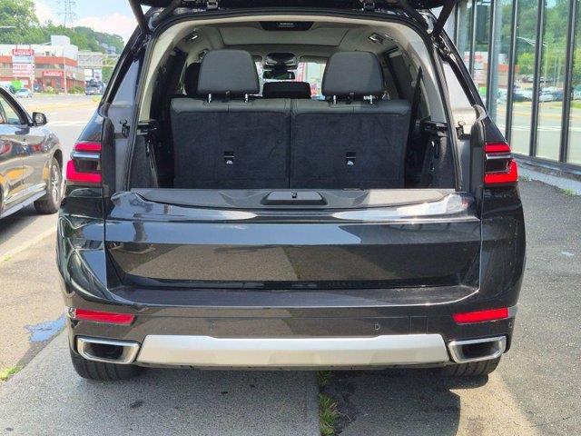 2025 BMW X7 - $53,495
