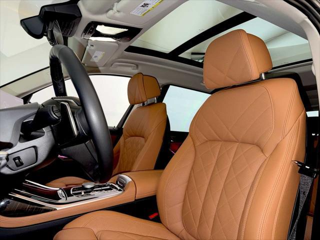 2025 BMW X7 - $71,888
