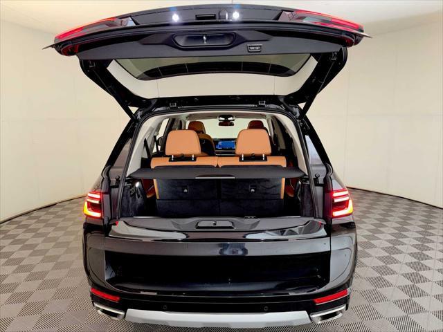 2025 BMW X7 - $71,888