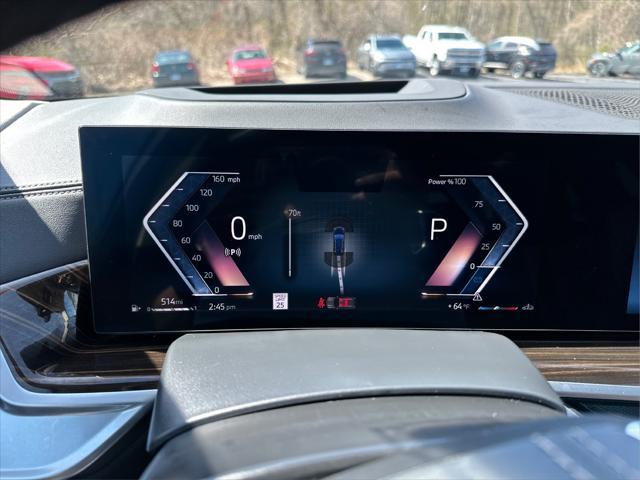 2026 BMW X7 - $69,198