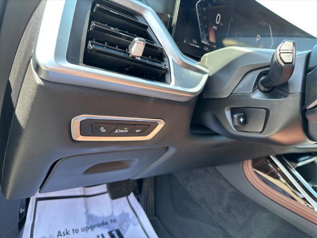 2026 BMW X7 - $69,198
