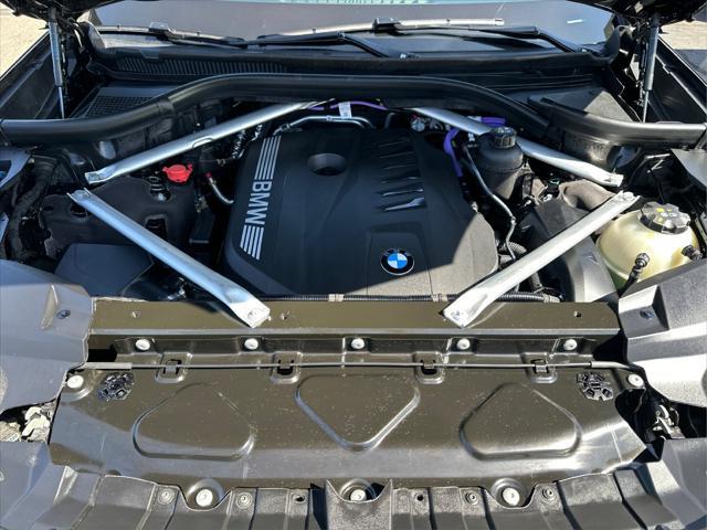 2026 BMW X7 - $69,198