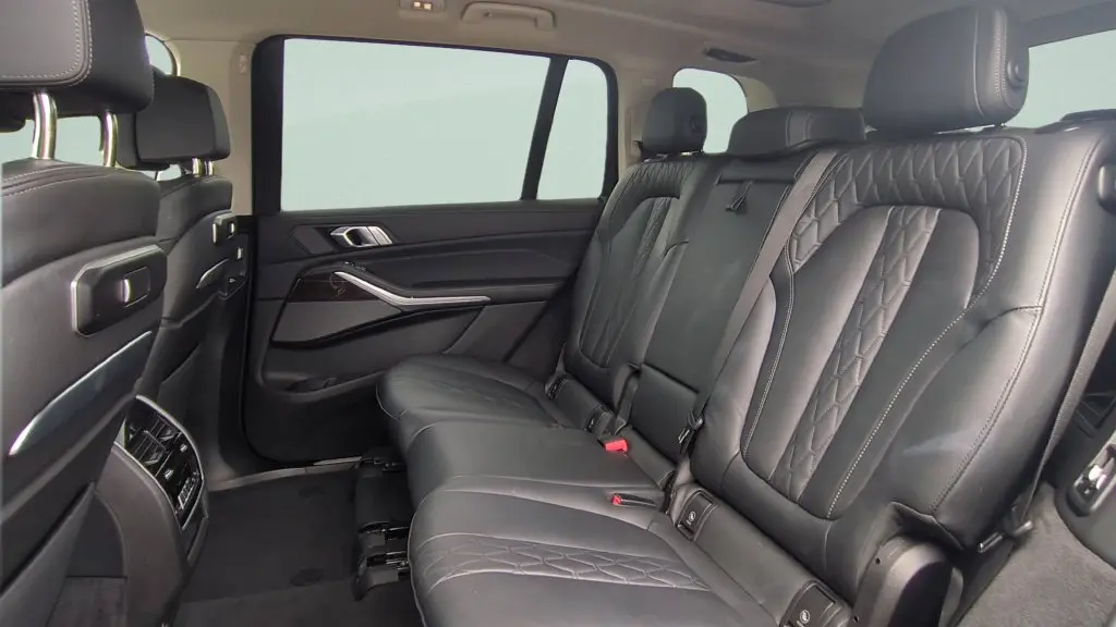 2026 BMW X7 - $61,989