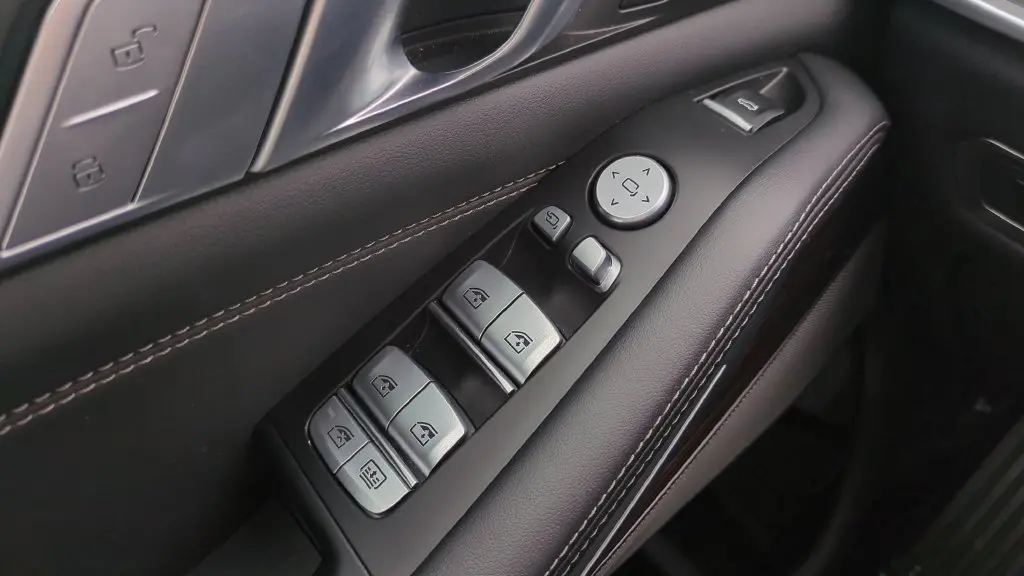 2026 BMW X7 - $61,989