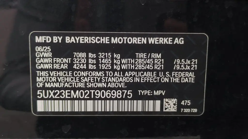 2026 BMW X7 - $61,989