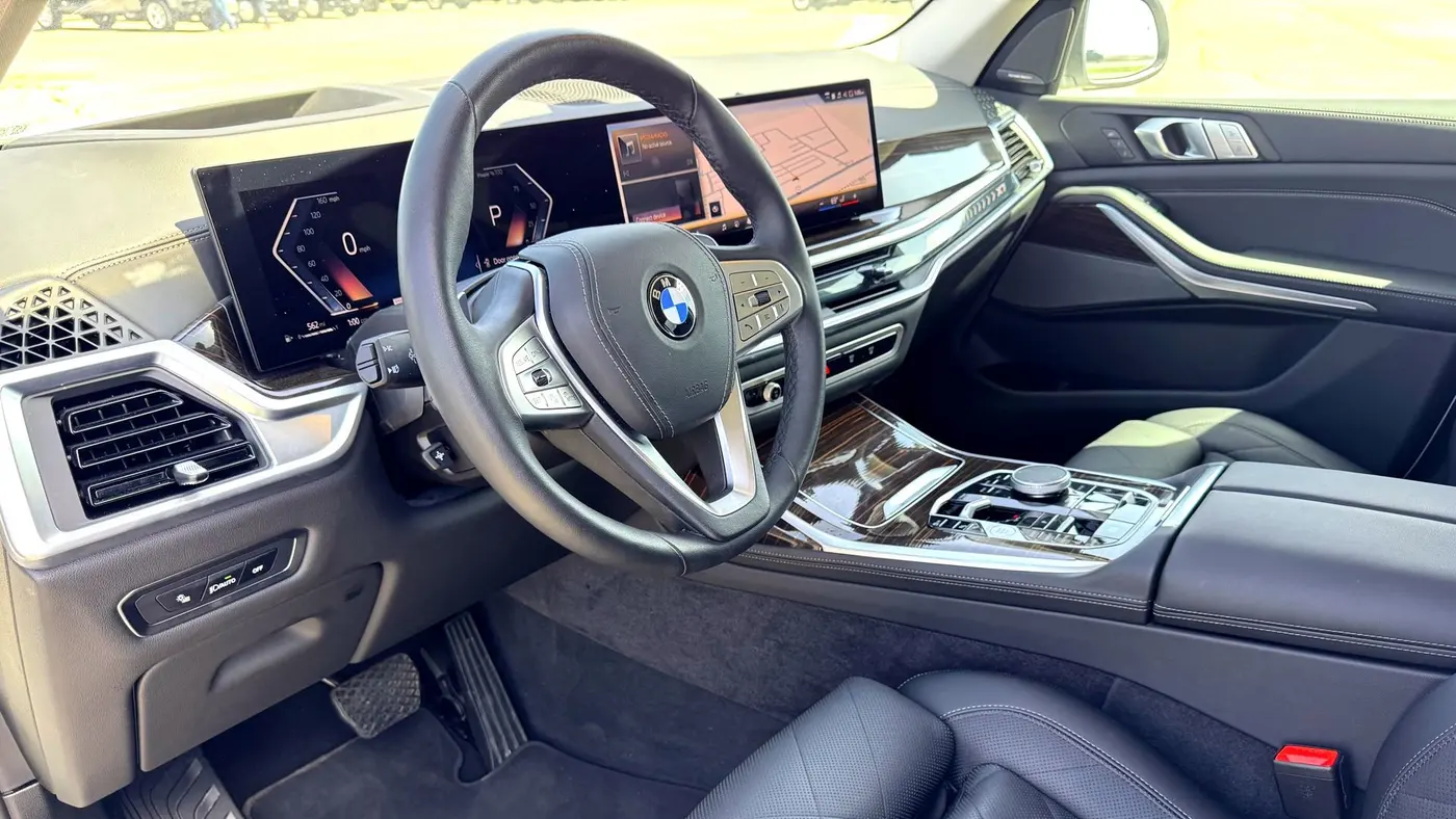 2026 BMW X7 xDrive40i